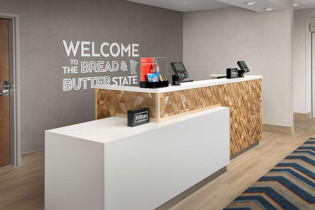 Hampton Inn Warroad Exterior photo