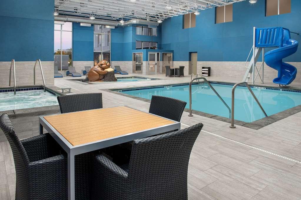 Hampton Inn Warroad Facilities photo